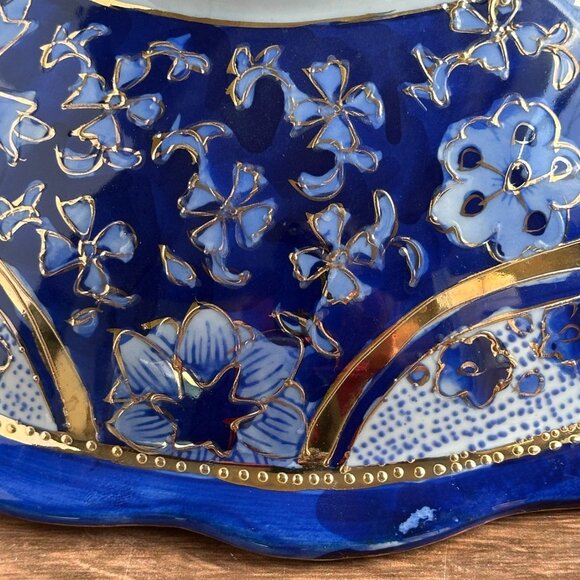 Vintage Cobalt Blue Porcelain Bowl, Floral Gold Gilt Imari Style, Made in China - Picture 10 of 11